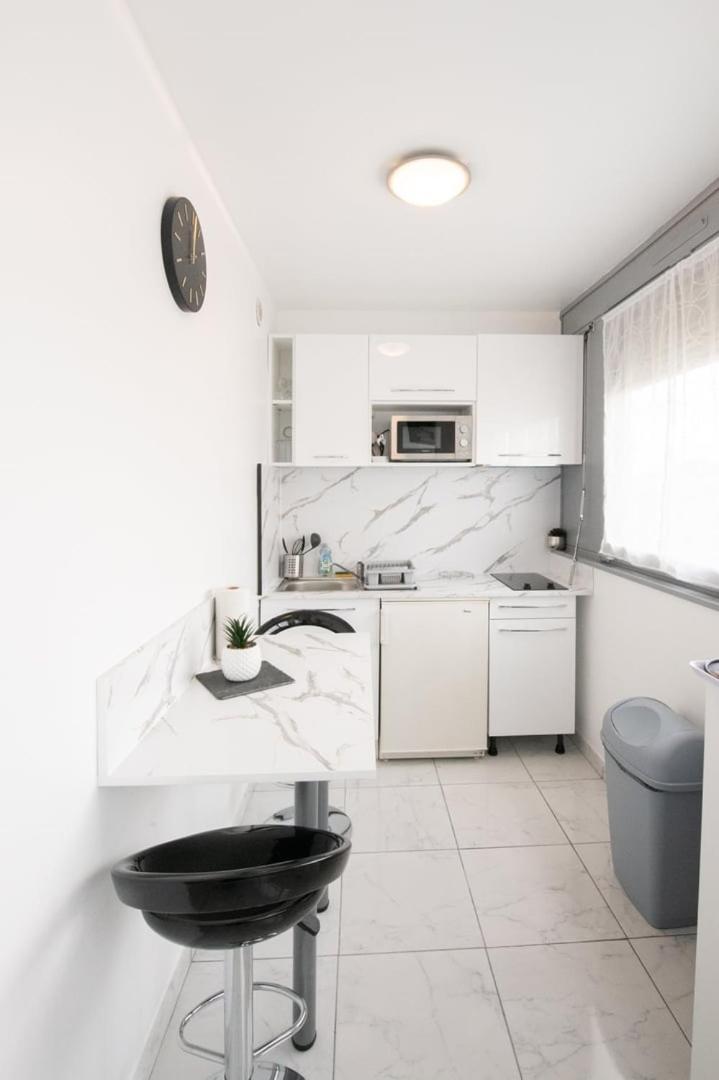 Le Jasseron - Appartement Cosy Avec Garage Quartier Partdieu 리옹 외부 사진